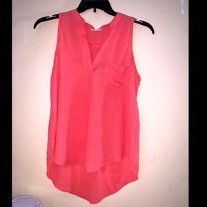 Beautiful rosy pink sleeveless tunic.